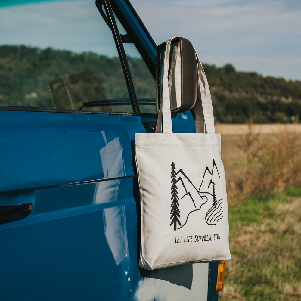 Tote Bag: Van Isle
